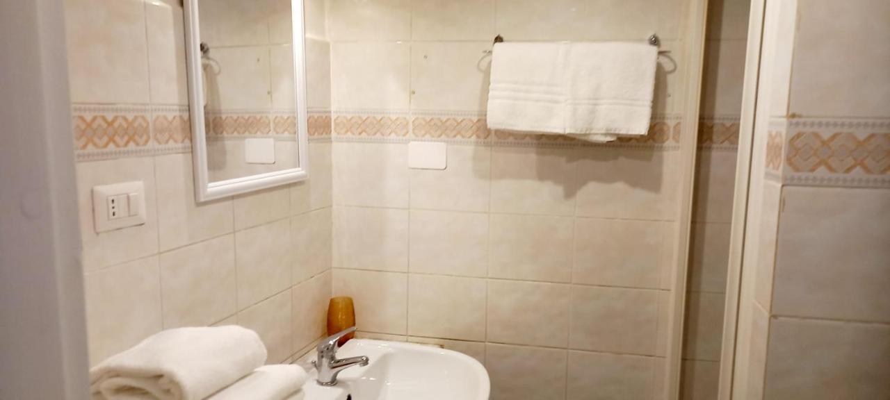 Charme De Rome Vatican Apartment المظهر الخارجي الصورة