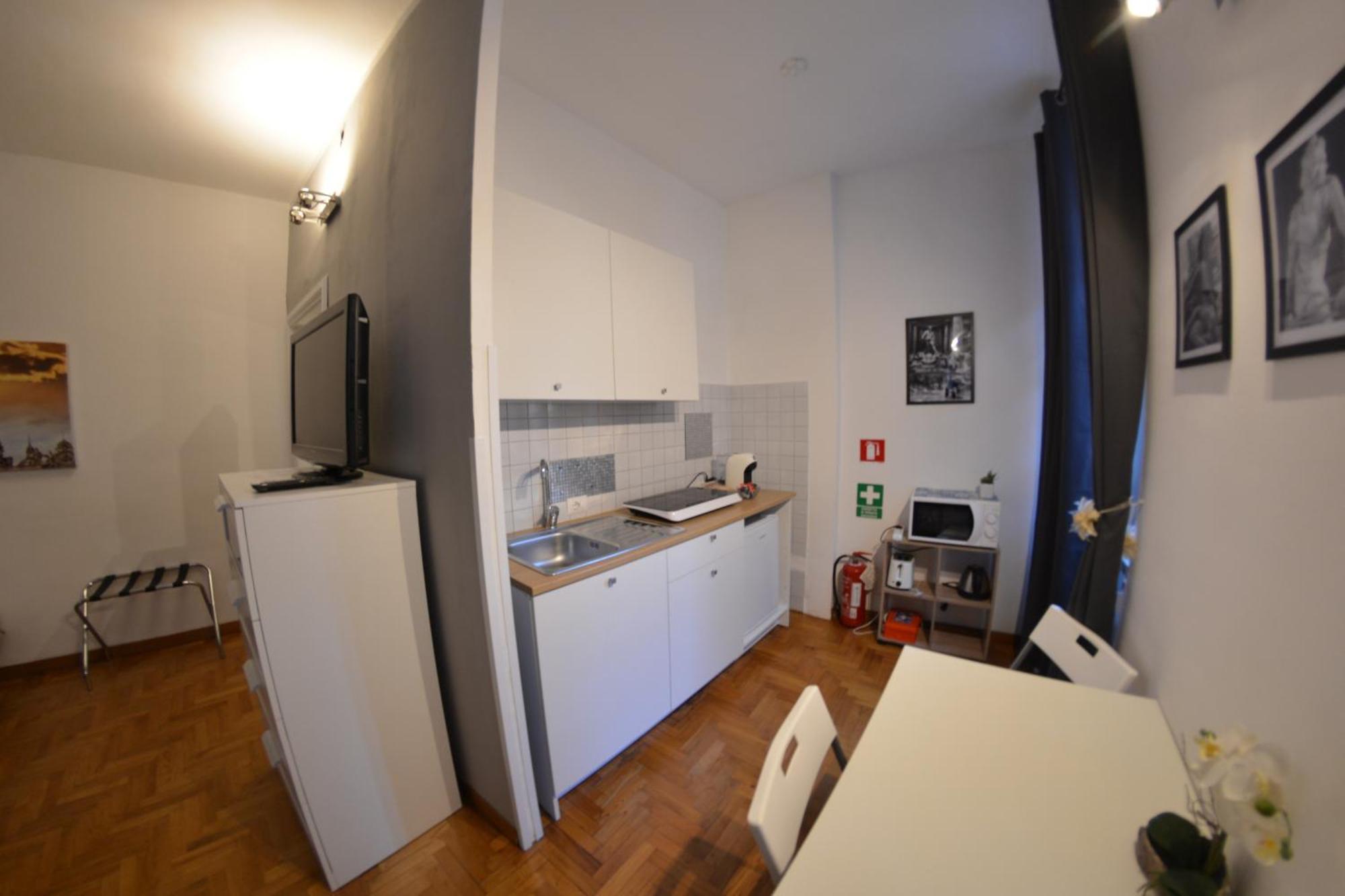 Charme De Rome Vatican Apartment المظهر الخارجي الصورة