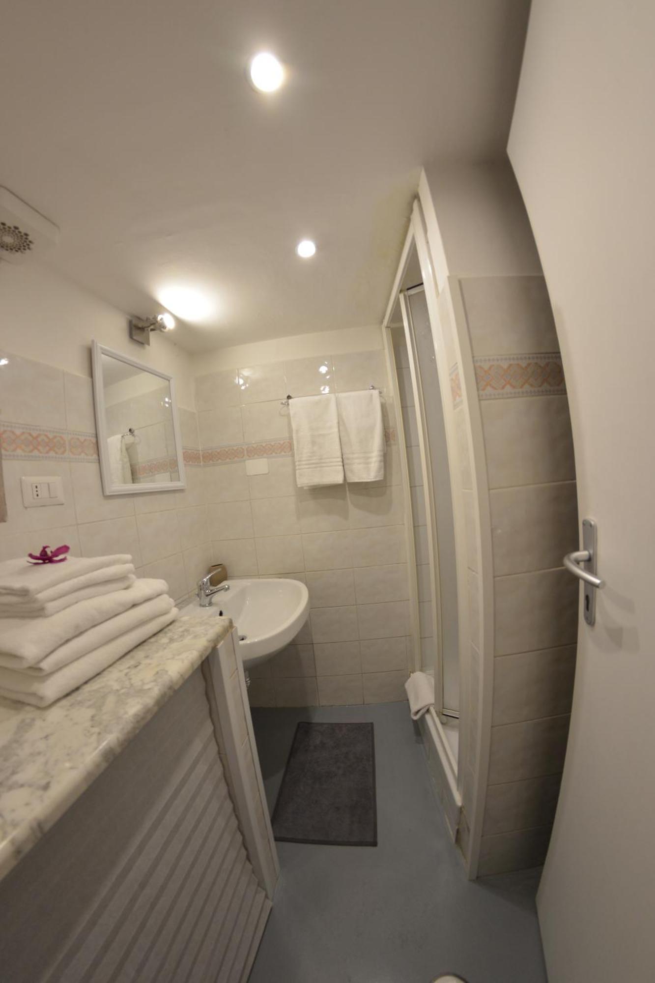 Charme De Rome Vatican Apartment المظهر الخارجي الصورة